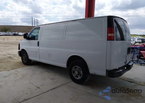 2006 Chevrolet Express Work Van z USA, uszkodzony, nr VIN 1GCFG15X561158709